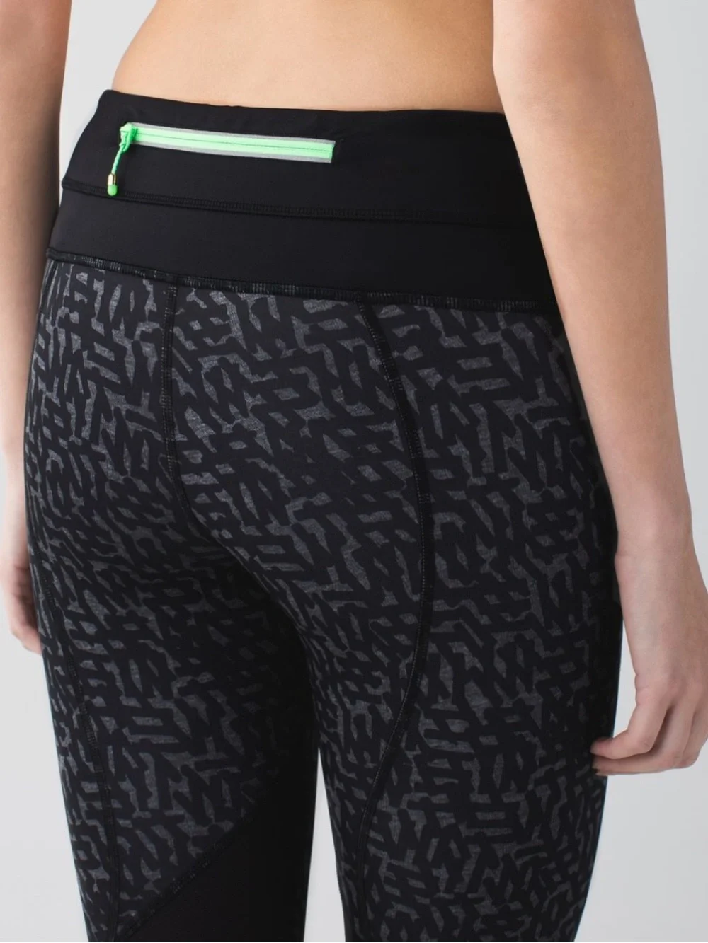 lululemon athletica pre owned